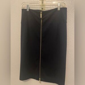 Elegant Black Zippered Skirt